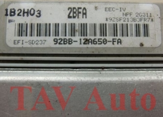 Motor-Steuergeraet Ford 92BB-12A650-FA 2BFA EFI-SD237 EEC-IV 6734845