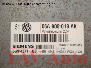 Steuergeraet Motorsteuerung 2554 VW 06A906019AK Siemens 5WP4371 03